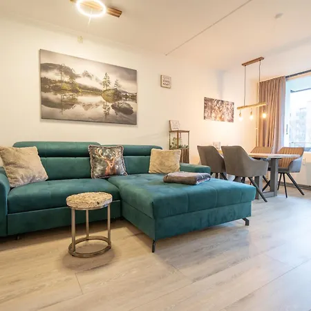 Wanderlust Apartment *